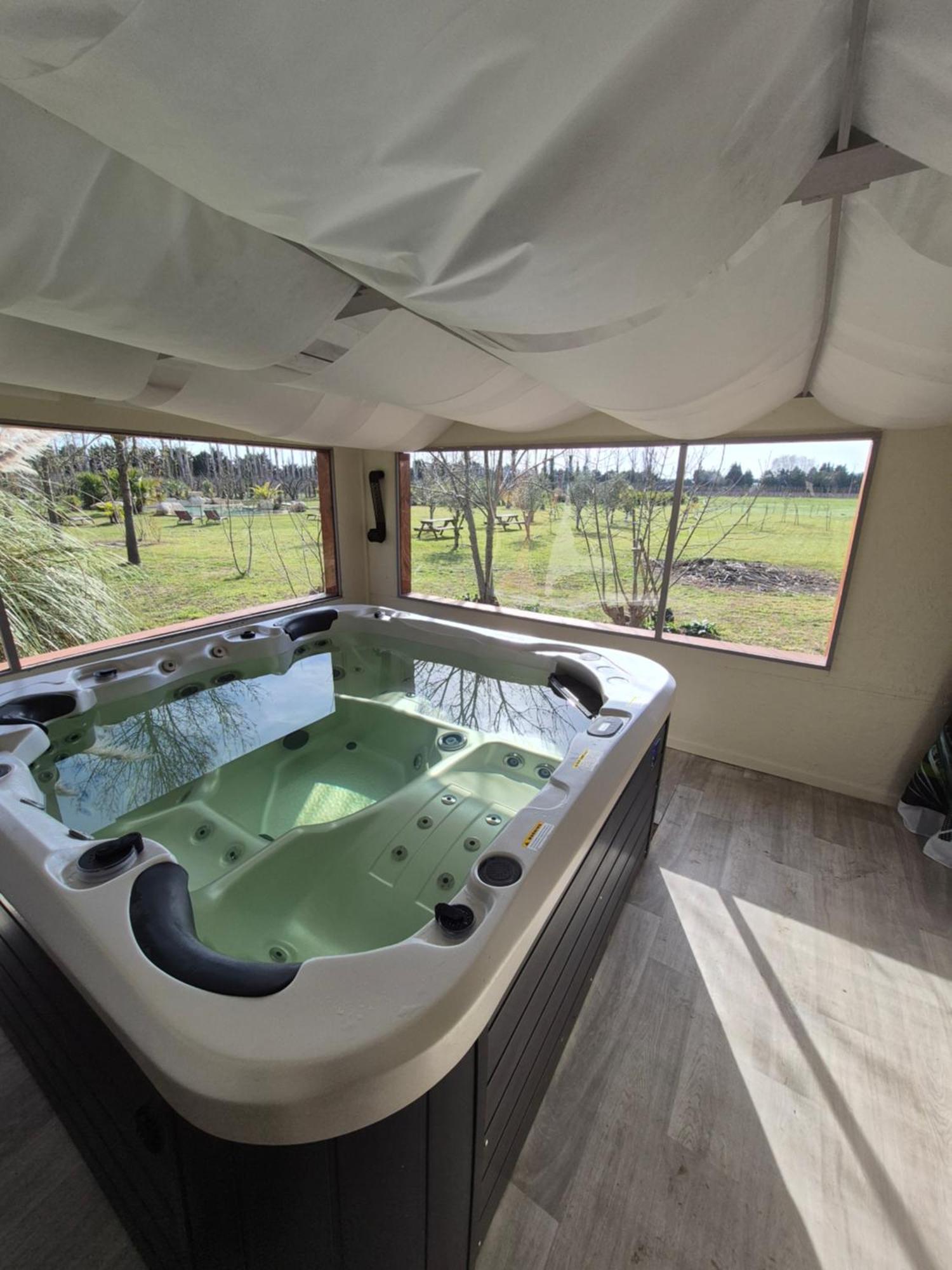 Le Mas Des Cerisiers Jacuzzi Et Sauna Inclus Pour Tous Les Logements Авиньон Экстерьер фото